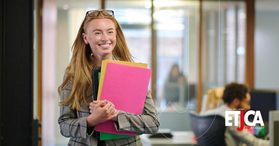 Ragazza che vuole trovare lavoro